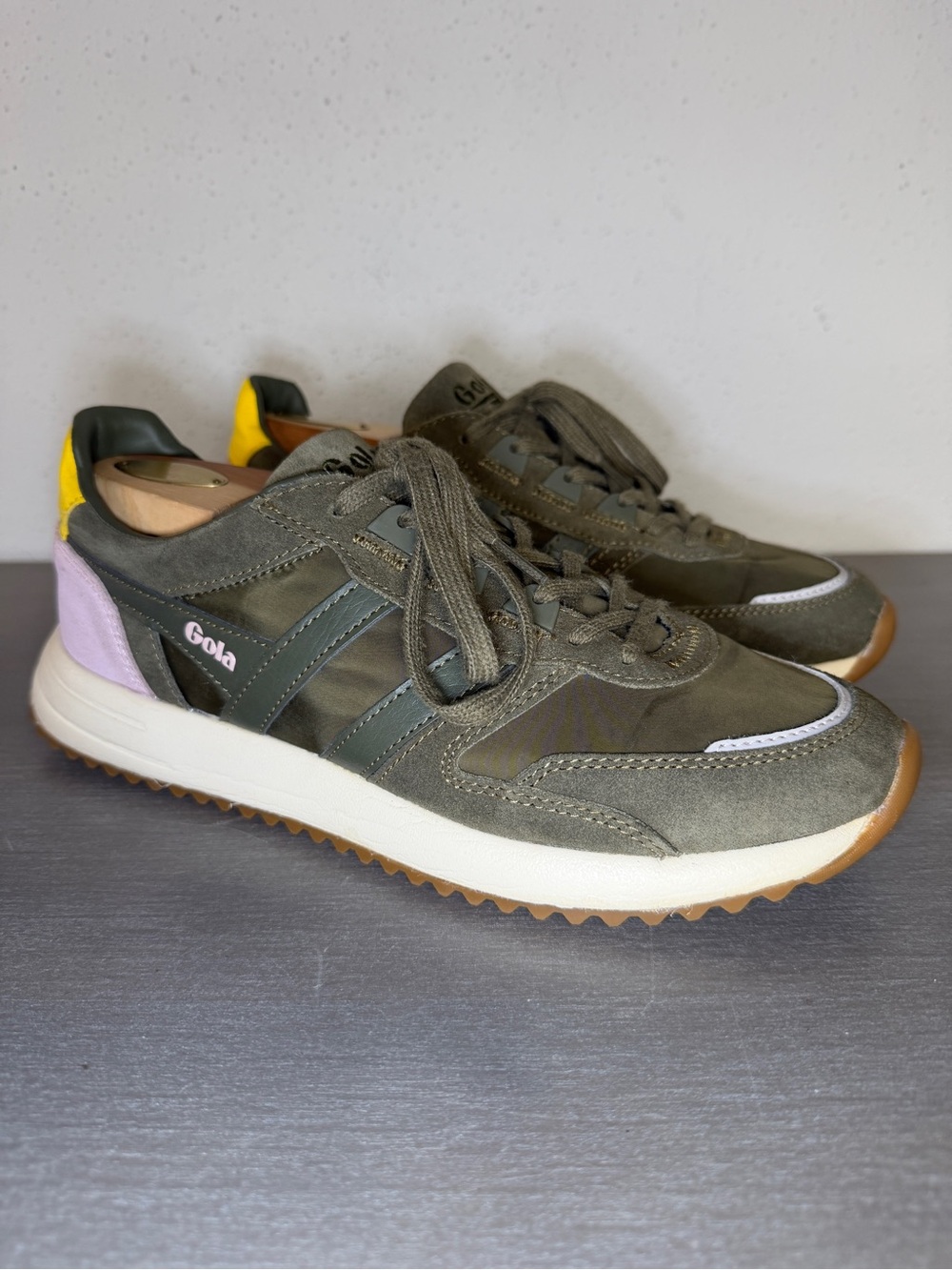 Gola Chicago Glimmer Olive Khaki Yellow Lilac Sneakers Women's Size 9.5 Shoes